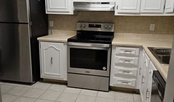 536 ORANGE Dr 23, Altamonte Springs, FL 32701