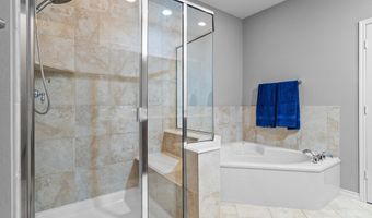 15743 Spectrum Dr 88, Addison, TX 75001