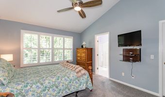118 Kensington Ct, Aurora, OH 44202