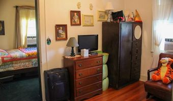 811 Broad St, Altavista, VA 24517