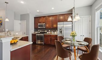 24682 CARIBOU Sq, Aldie, VA 20105