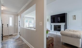 394 Maple Dr, Belford, NJ 07718