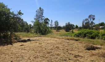 17705 Coyote Ln, Anderson, CA 96007