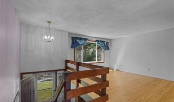 125 Lewis Farm Rd, Coventry, RI 02827