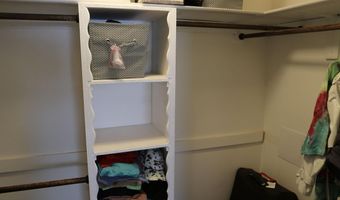 910 MOUNTAIN VIEW Dr, Aztec, NM 87410