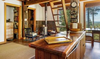 33790 Annapolis Rd, Annapolis, CA 95412