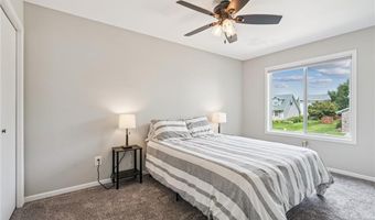 825 Kiowa Dr, North Liberty, IA 52317