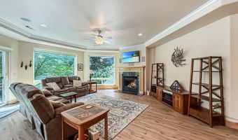 221 SCHOONER BAY Dr, Brookings, OR 97415