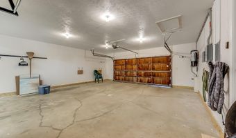 200 Cobb Rd, Aurora, IN 47001