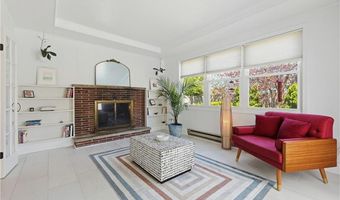 100 Hope St, East Providence, RI 02916