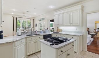 118 Parkside Dr, Brandon, MS 39042