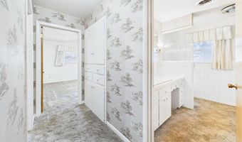 1202 2nd St, Abernathy, TX 79311