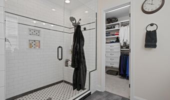 330 War Emblem Dr, Boiling Springs, SC 29316