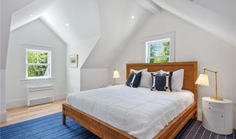 169 Wellington Ave, Newport, RI 02840