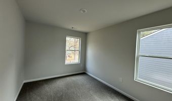 150 Village Green Dr, Adairsville, GA 30103