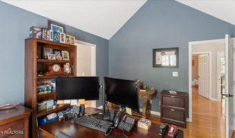 1411 Wood Creek Dr, Athens, TN 37303