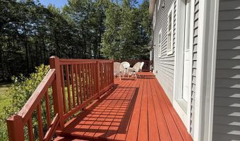 134 Pine Ledge Rd, Bangor, ME 04401