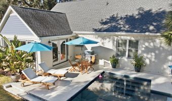 106 S Hermitage Rd, Beaufort, SC 29902