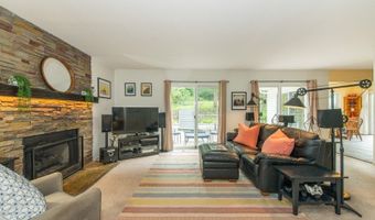 1 Victoria Pines Ln, Andover, NJ 07848