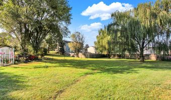 180 ABBOTTS Dr, Abbottstown, PA 17301