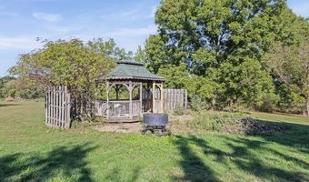 5869 Beechwood Ave, Alliance, OH 44601