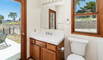3032 Skyline Dr, Oceanside, CA 92056