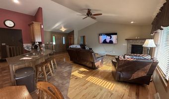 3167 LAKEVIEW Dr, Suamico, WI 54173
