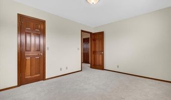 3116 Camelot Dr, Bartlesville, OK 74006