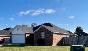 911 SW Cheyenne Dr, Bentonville, AR 72712