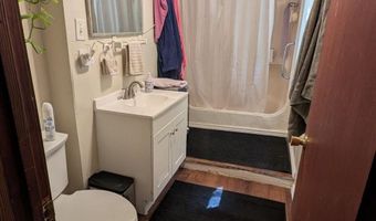 40 Walter St, Bangor, ME 04401