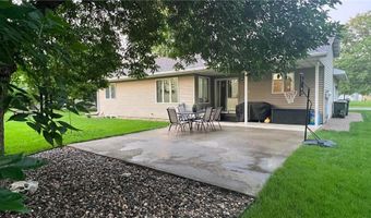 405 Sun Cir, Avon, MN 56310