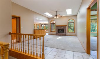2010 Indiangrass Ct, Ames, IA 50014