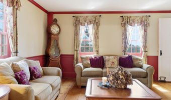5 Old Manchester Rd, Amherst, NH 03031