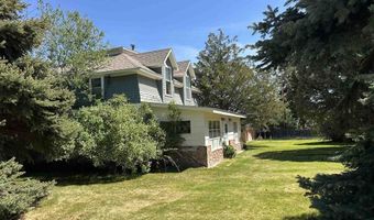 518 W F St, Basin, WY 82410
