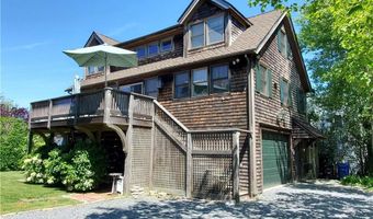 3 Ledge Rd, Newport, RI 02840