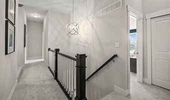 3762 Kinsley Blvd, Ann Arbor, MI 48105