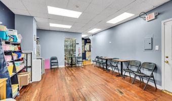 689 E Bay Ave, Barnegat, NJ 08005