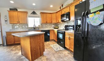 1202 SW 13th Ave, Aberdeen, SD 57401