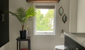 1320 PRINCESS St, Alexandria, VA 22314