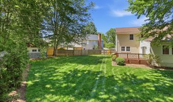 4003 KLOMAN St, Annandale, VA 22003