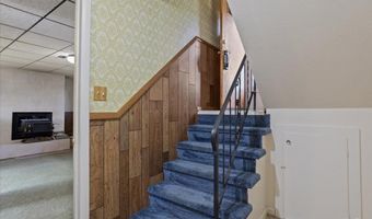 6921 POULOS Dr, Cheyenne, WY 82009