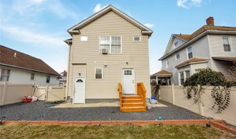 59 Oak St, Amityville, NY 11701