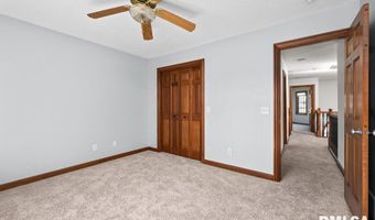 2497 FOREST REED Pl, Le Claire, IA 52753