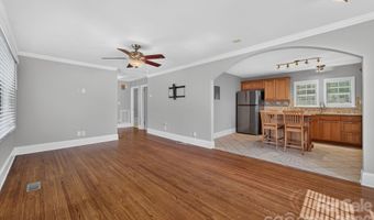 1323 Carolyn Dr, Charlotte, NC 28205