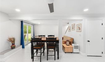 4720 S County Trl, Charlestown, RI 02813