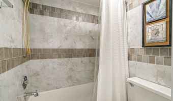 2736 S Embers Ln 2736, Arlington Heights, IL 60005