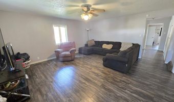 130 Dakota St, Akron, IA 51001