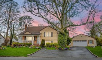 88 Evans Ave, Albertson, NY 11507