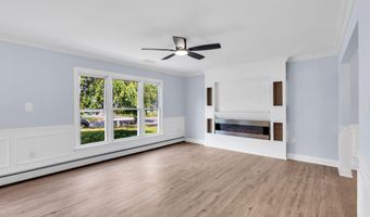 32 Belmont Ave, Bayville, NJ 08721