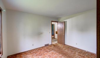 1702 Rae Ln, Madison, WI 53711